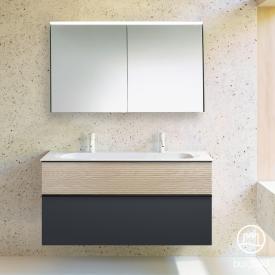 Burgbad Fiumo Badmöbel-Set Doppelwaschtisch mit Waschtischunterschrank und Spiegelschrank graphit softmatt/eiche cashmere dekor, Griffleiste schwarz matt