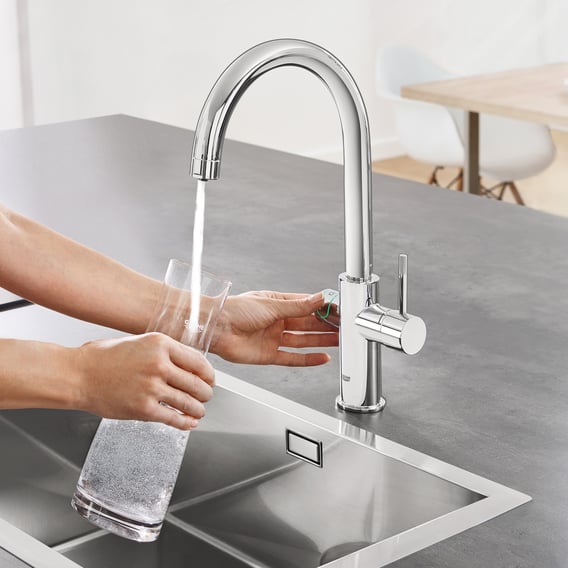 Grohe Blue Home die NEUE Küchenarmatur mit Filterfunktion, C-Auslauf chrom - 31455001 - Emero.de