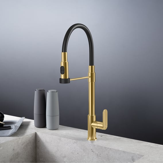 Gebürstete Gold-Küchenarmatur Mit Seifenspender – Ausziehbare Spülenarmatur, 360° Drehbar, Inkl. 25,4 Cm Deckplatte